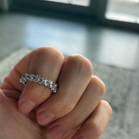 Silver Women's Ring with heart shaped gemstones Eternity design - Picture 8 of 15